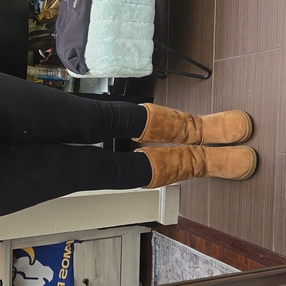 UGG boots - Picture 3 of 7